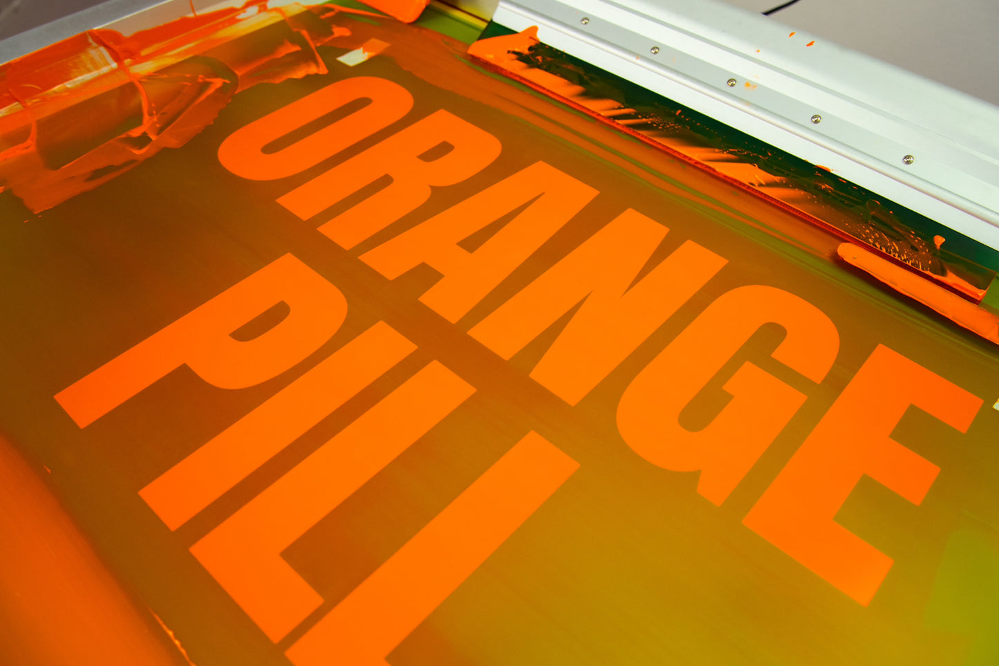 ORANGE PILL (ORANGE), SIEBDRUCK, HANDMADE